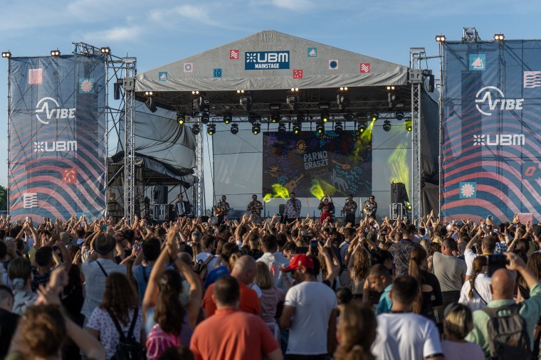 Önkénteseket várnak a VIBE Fesztiválra, ezt adják cserébe