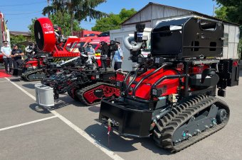 Mintha a jövőből küldték volna őket: hasznos robotok segítik a Maros megyei életmentők munkáját is