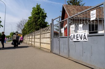 Folytatódik a sztrájk a tanügyben, a szakszervezeti vezetők meghívták tanácskozni a kormány képviselőit