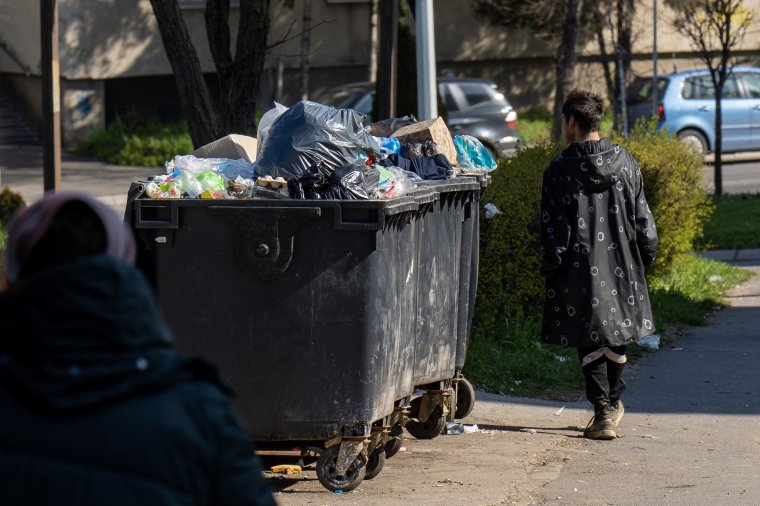 Olyan élénk az érdeklődés a RetuRO iránt, hogy egyesek abbahagyták a lopást, átnyergeltek a „palackvadászatra”