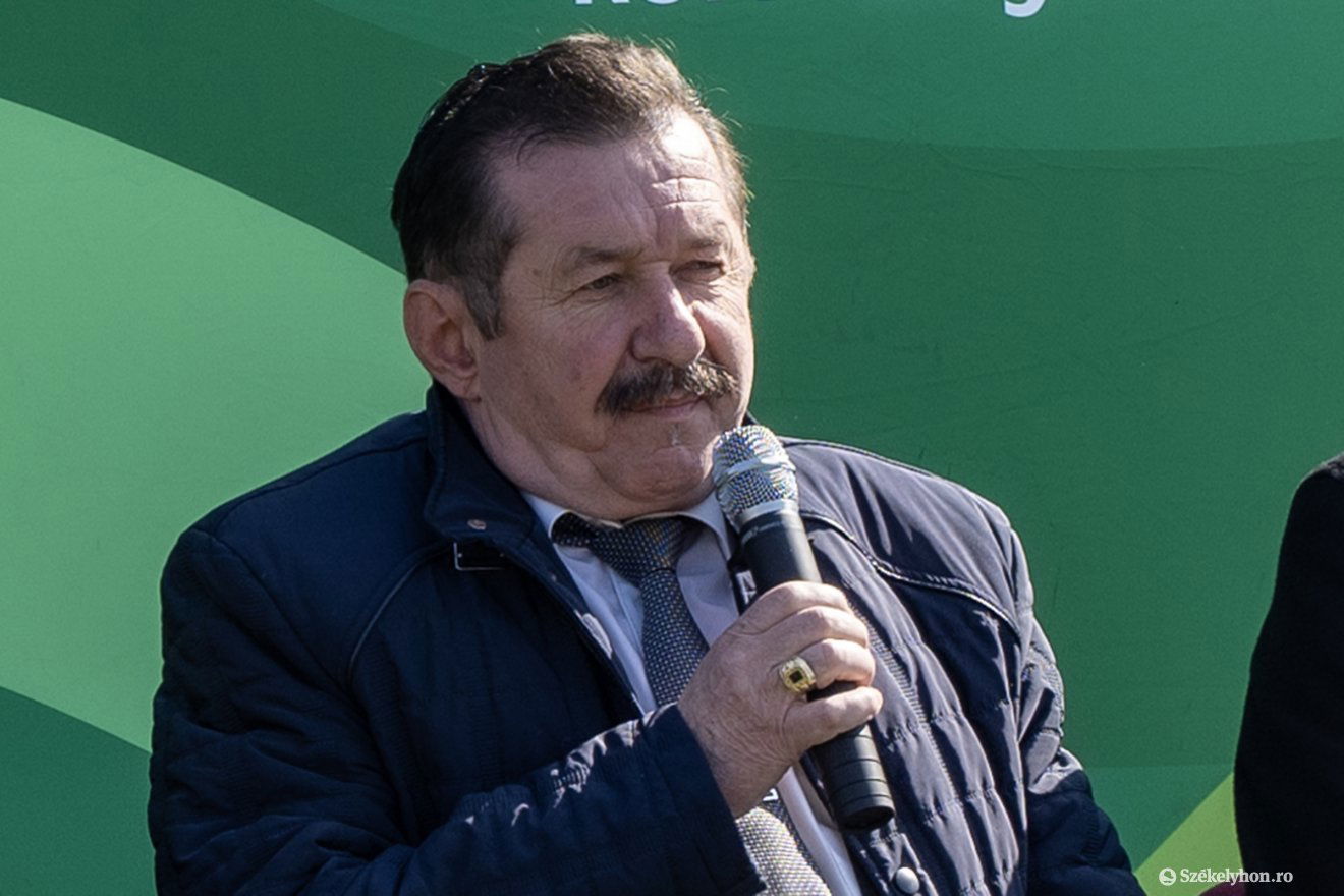 Osváth Csaba polgármester •  Fotó: Haáz Vince
