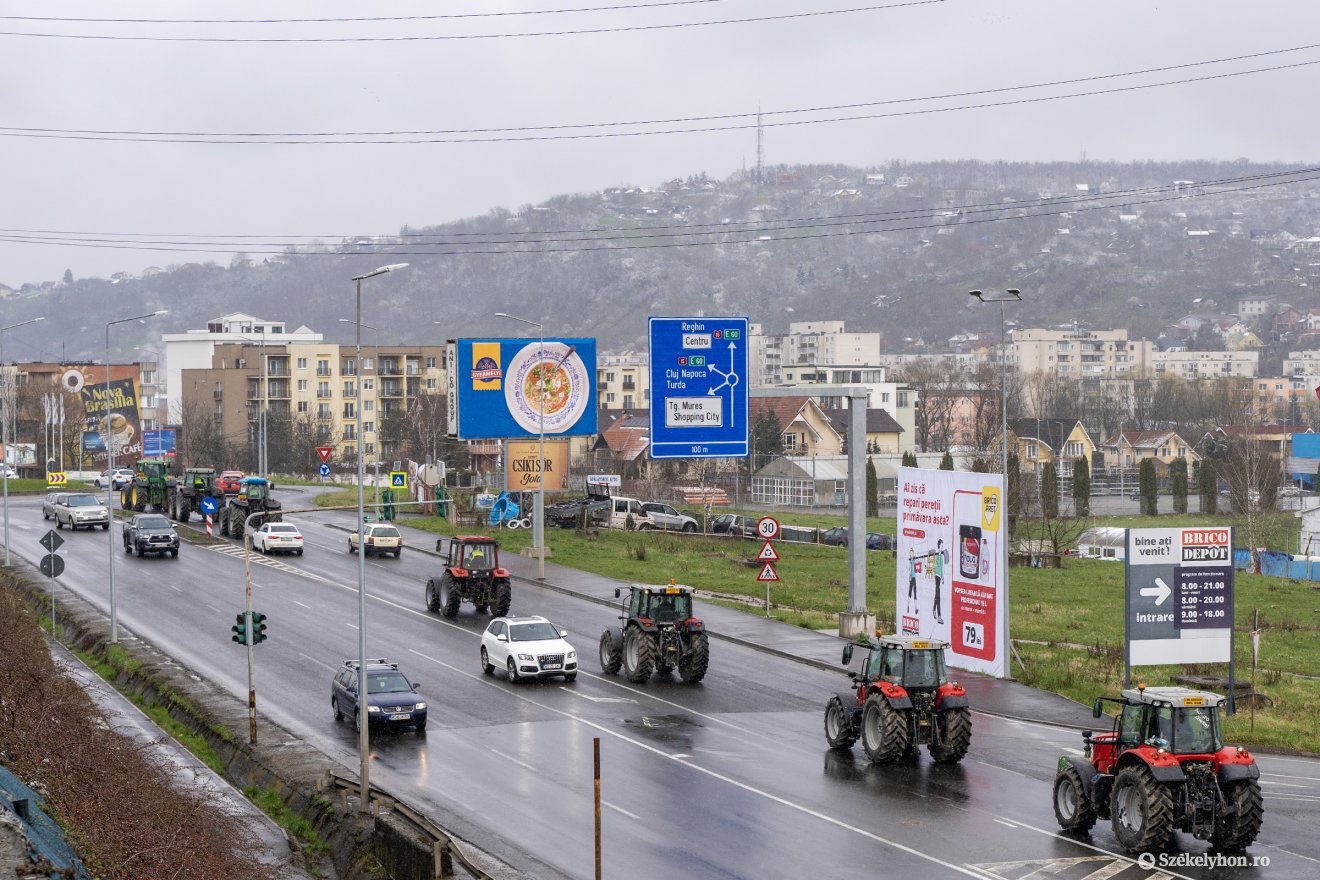 Pénteken tüntettek a gazdák országszerte az ukrán gabonaimport ellen. Eredményes lesz? •  Fotó: Haáz Vince