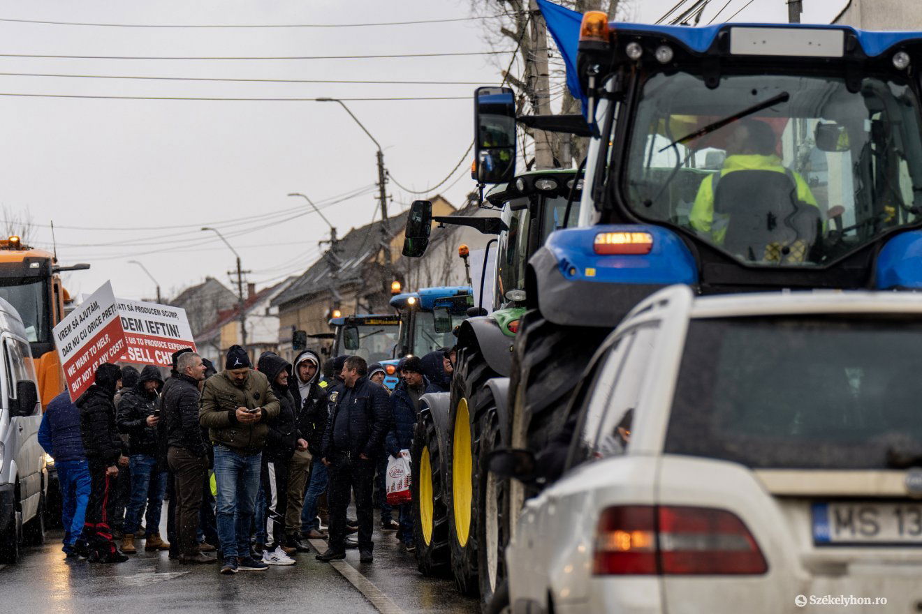 Marosvásárhelyi gazdablokád. Az áprilisi romániai gazdatüntetés Brüsszelben folytatódik •  Fotó: Haáz Vince