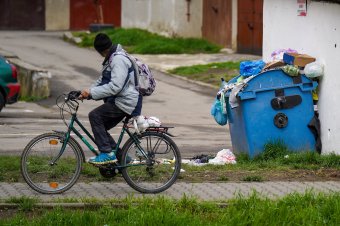 Fertők alakulhatnak ki húsvétra, szemétszolgáltató nélkül maradt tizennyolc Maros megyei önkormányzat