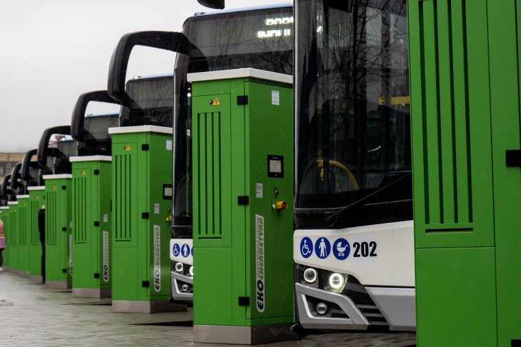 Tizenkilenc millió lejjel többet akarnak elkölteni