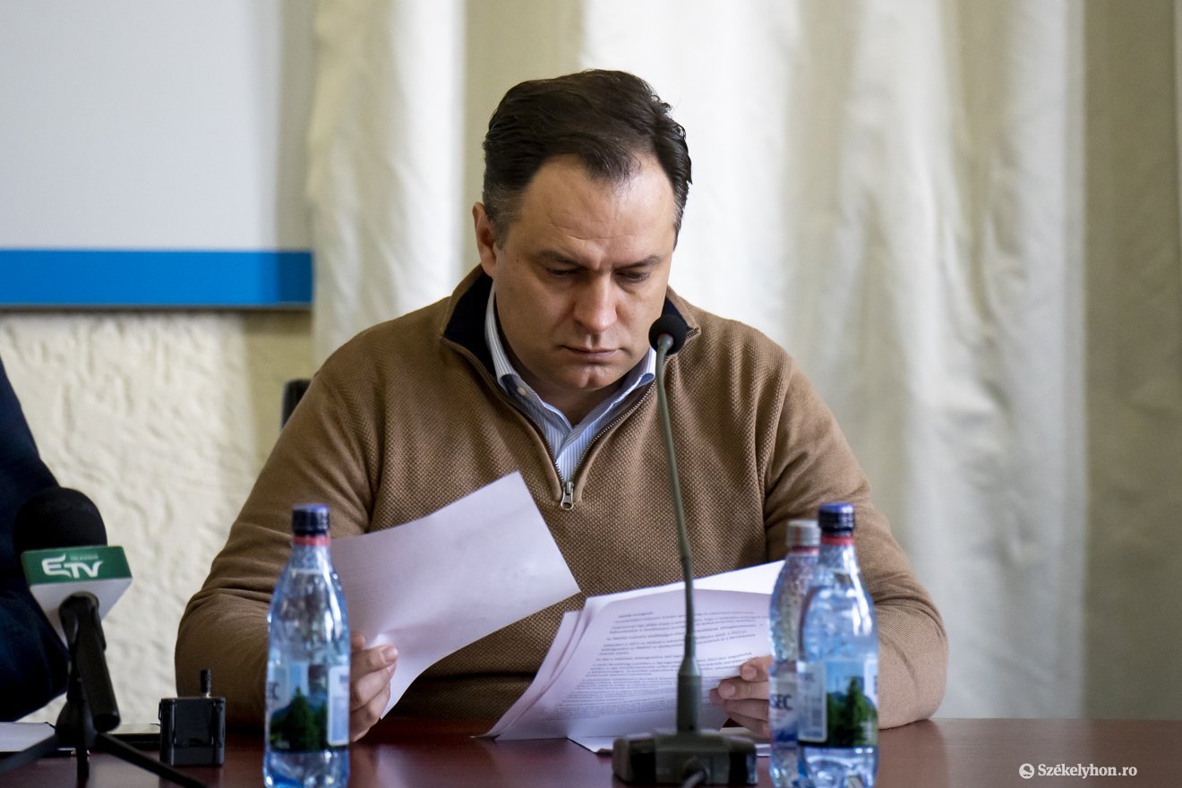 Portik Vilmos reméli, hogy idén sikerült jelentős változásokat elérni a Víkendtelepen •  Fotó: Haáz Vince