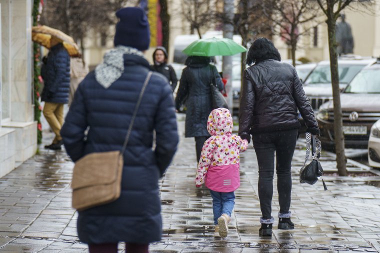 Csaknem kétszer annyian haltak meg decemberben, mint ahány gyerek született