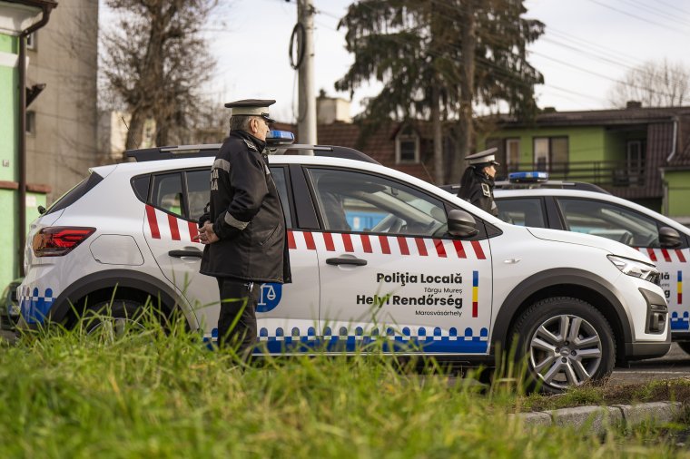 Tíz éve nem kaptak új járműveket, most rögtön néggyel is „gazdagodtak”