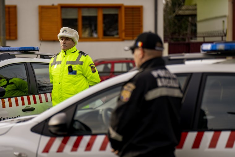 Vonatokat és vasútállomásokat is ellenőriztek a rendőrök