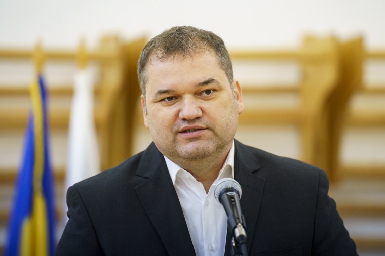 Cseke az RMDSZ-es tárcák számának esetleges csökkenéséről: csak ezután egyeztetünk a PSD-vel és a PNL-lel az új kormányról
