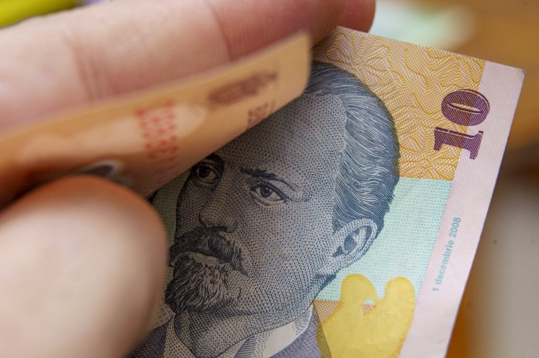 Voksokra váltott készpénz