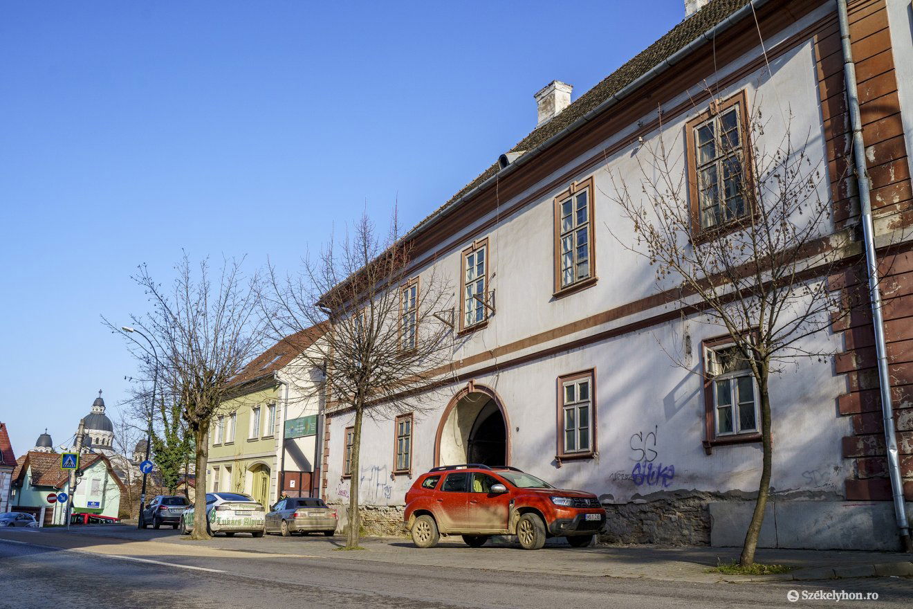 Értékes ingatlan Vásárhely belvárosában •  Fotó: Haáz Vince