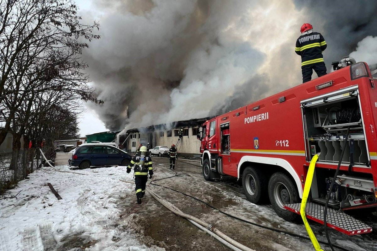 &bullet;  Fotó: Maros megyei tűzoltóság