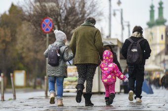 0,2 évvel nőtt a romániai lakosság átlagéletkora, itt a pontos adat