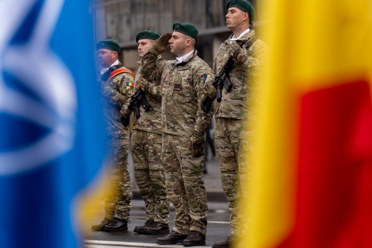 A romániaiak fele szerint a hadsereg nem lenne képes ellenállni egy orosz támadásnak