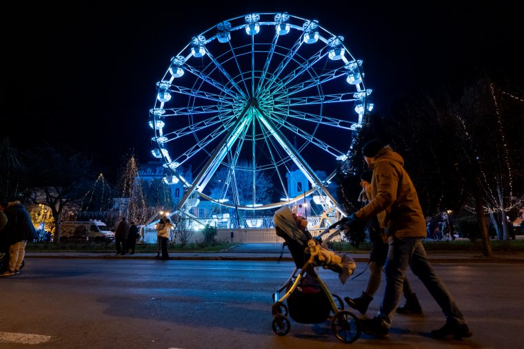 Lassan adventre, ünnepre hangolódnak a székelyföldi városok