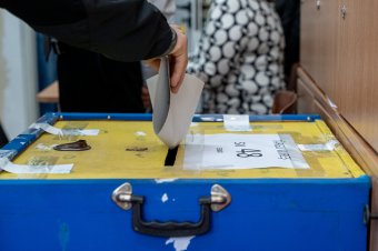 Előre hozott választásokat akar az egyik kormánypárt elnöke