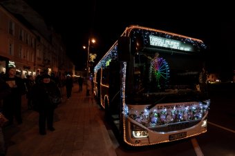 Mikulás-busszal utazhatnak a marosvásárhelyiek