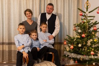 Lelkészcsalád karácsonya: mikor csenget az angyal?