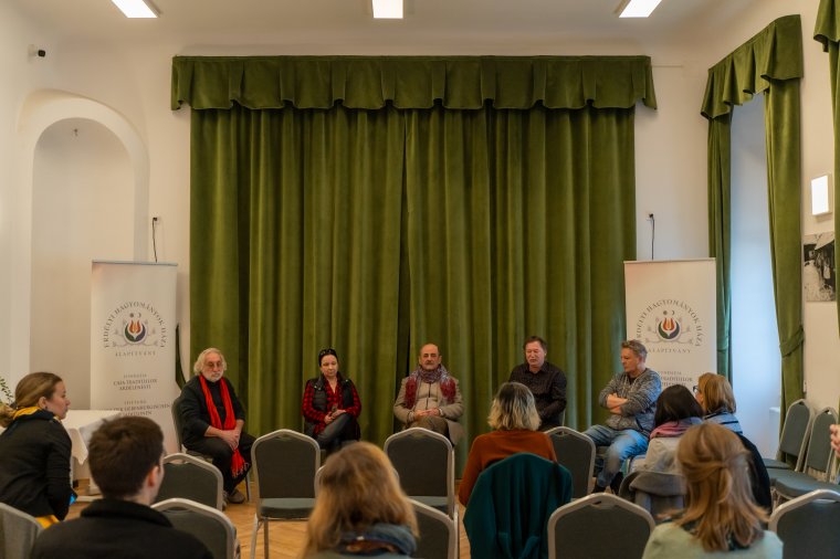 Őshonosok a hazában: a kulturális autonómia nem elválaszt bennünket, hanem összehoz