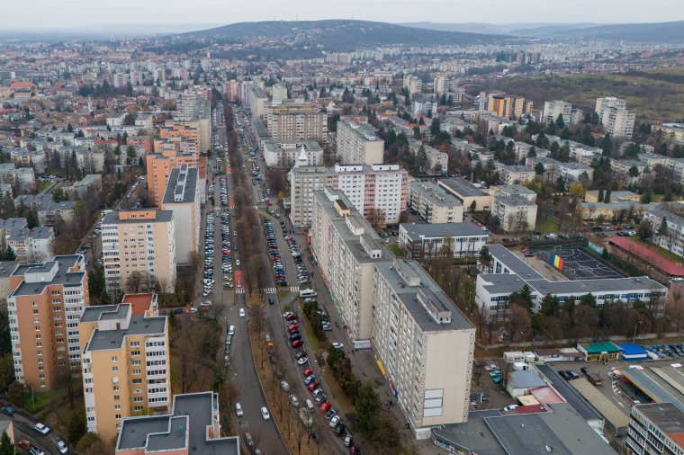 Két év várakozás után rövid, de fontos utcát építenek