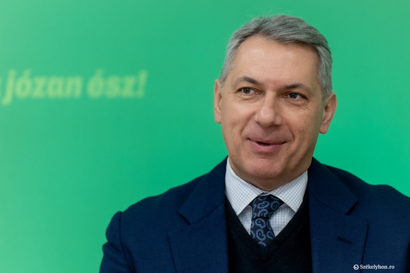 Lázár János a határ menti autópályákról és a vasúti fejlesztésekről is beszélt Marosvásárhelyen •  Fotó: Haáz Vince