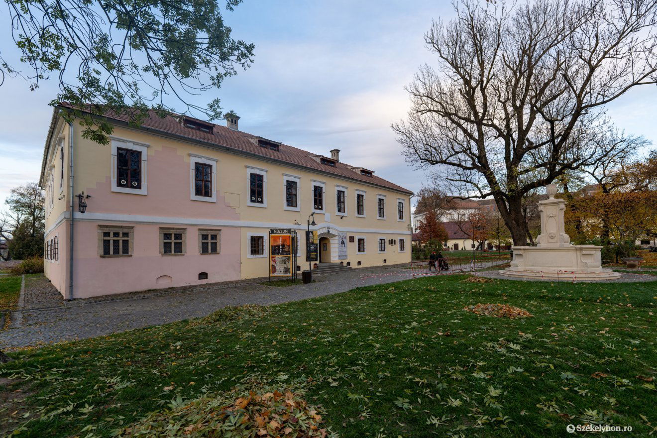 A Maros megyei múzeum épülete •  Fotó: Haáz Vince