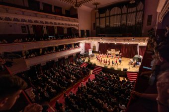 Így lett egy bújdosó iskolából elismert tanintézmény – 30 éves az újraindult Marosvásárhelyi Református Kollégium