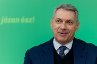 Sepsiszentgyörgyön tart lakossági fórumot Lázár János