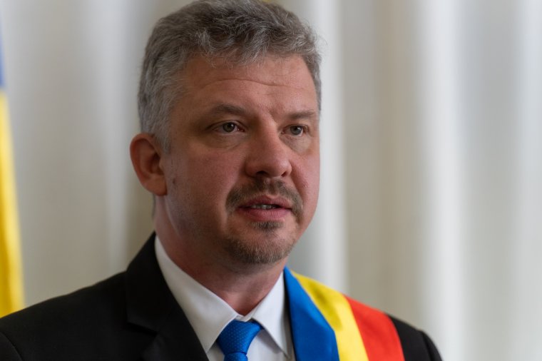 Enyhítettek a hatósági felügyeleten, elhagyhatja az országot Soós Zoltán