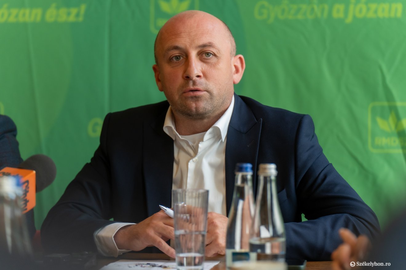 Tóth Sándor: akinek nincs tisztázva a tulajdonjoga nem kap kártérítést •  Fotó: Haáz Vince