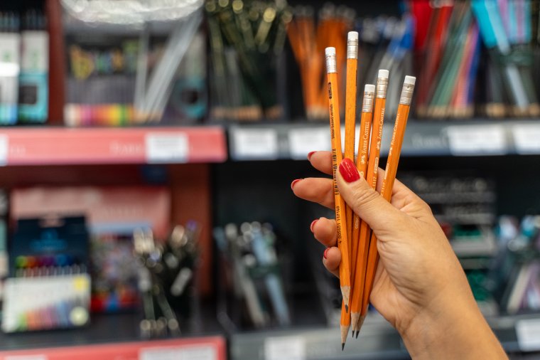 Az elektronikus kártyák megvannak, már csak a pénzt kell feltölteni rájuk