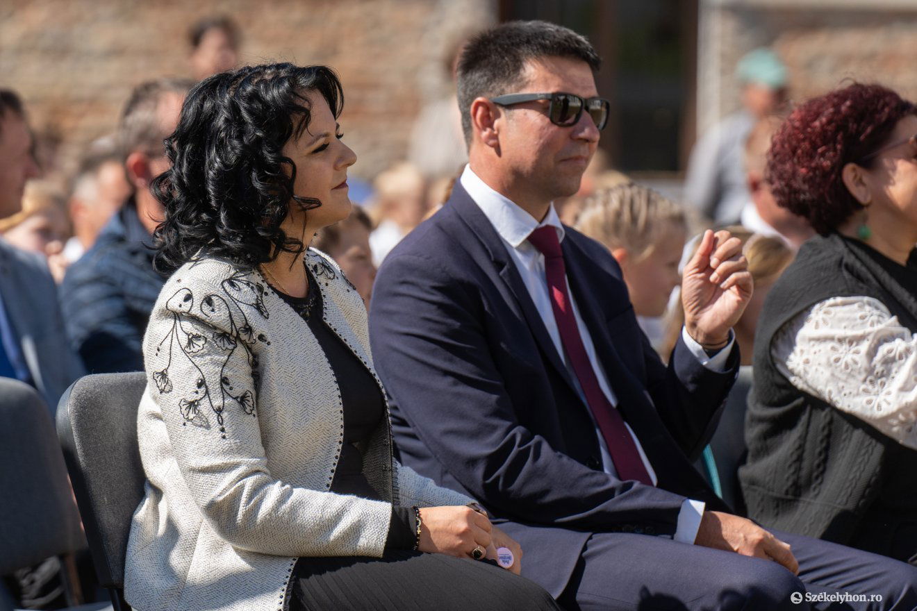 Paula-Maris Dărăban főtanfelügyelő és Antal Levente Mihály főtanfelügyelő-helyettes •  Fotó: Haáz Vince