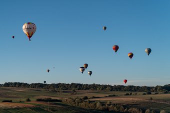 Ilyen a világ egy hőlégballon kosarában – ezen a hétvégén ki lehet próbálni