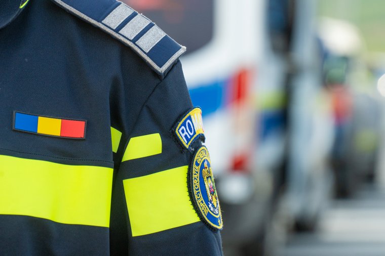 Robbanás egy lakásban, holttest egy melléképületben
