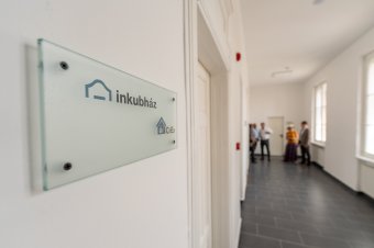 Új vállalkozásokat fogadnak a nyárádszeredai Inkubházba