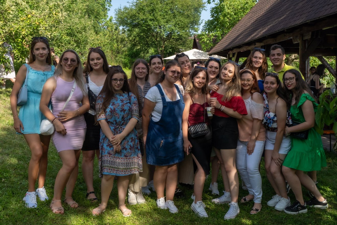 Idén az általános asszisztensi szak is részt vett a kántáláson •  Fotó: Haáz Vince