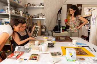 Amit az idő pusztulásra ítél, azt ők megmentik