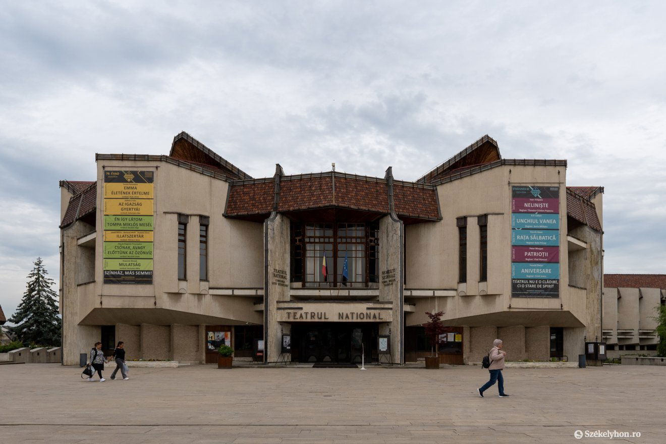 A hetvenes évek elején a Nemzeti Színház építésekor rombolták le az utcafronttal párhuzamos templomot •  Fotó: Haáz Vince