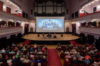 Lóth Balázs: az ember azt érzi, itthon van – a marosvásárhelyi közönséggel találkoztak a Most vagy soha! című film alkotói