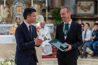 A Magyar Érdemrend Lovagkeresztjével tüntették ki Tamási Zsoltot, a katolikus iskola újraalapítóját