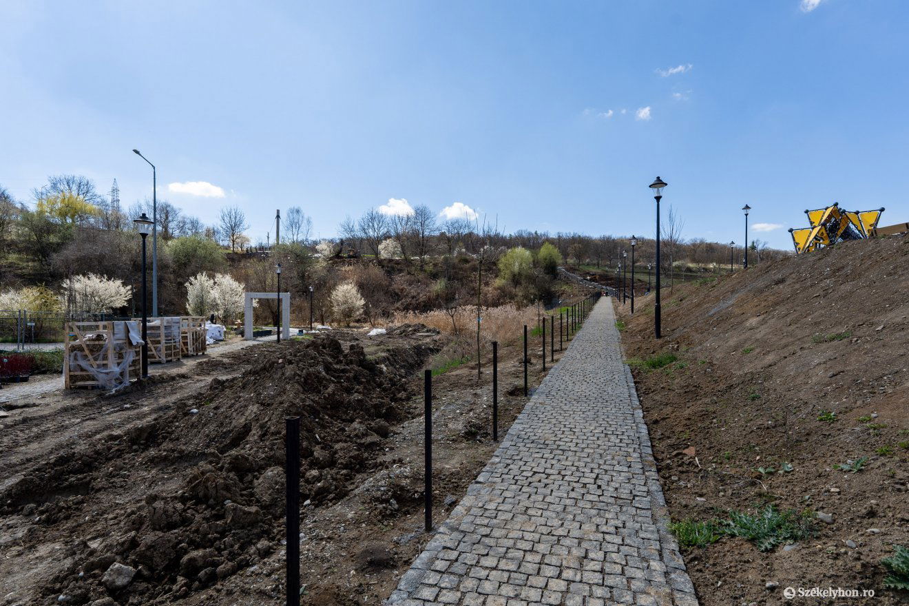 Sétálni is lehet majd •  Fotó: Haáz Vince