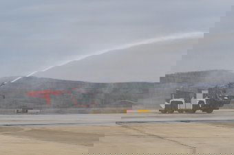 Három jármű balesetezett, felcsaptak a lángok