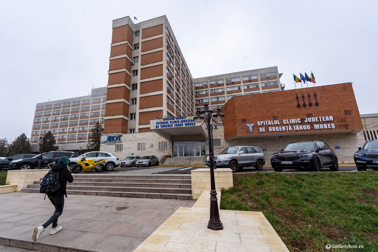 Az influenza okozhat gondot, de a gyógyszerhiány egyelőre nem – nyilatkozta a Marosvásárhelyi Sürgősségi Klinikai Kórház sajtószóvivője •  Fotó: Haáz Vince