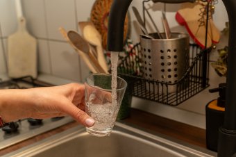 Kiürültek a kutak és tartályok: korlátozni kell a vízszolgáltatást Háromszéken