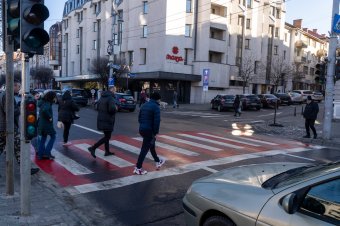 Rájár a rúd a gyalogosokra, főleg szürkületben és ködben