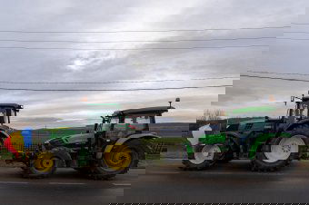 Tizenhárom követelés teljesítésében egyezett meg a mezőgazdasági miniszter a gazdákkal