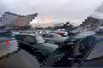 A légi hatóságtól várják, hogy szabja meg a parkolók helyét