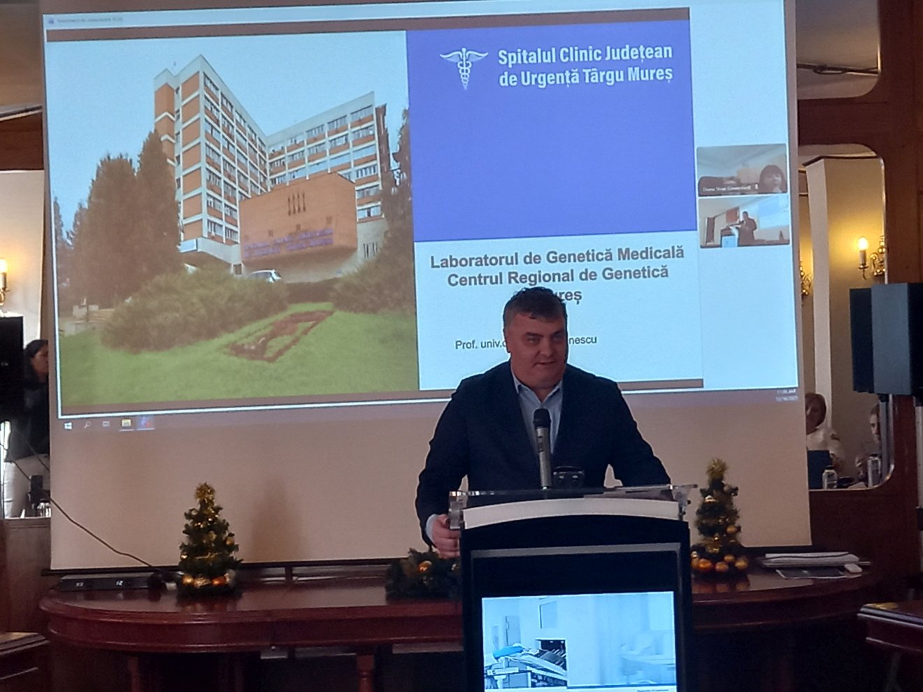 Sprin Crăciun kórházigazgató a fejlesztéseket ismertette &bullet;  Fotó: sim