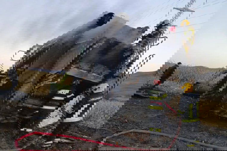 Kombájn gyúlt ki Küküllősárd közelében